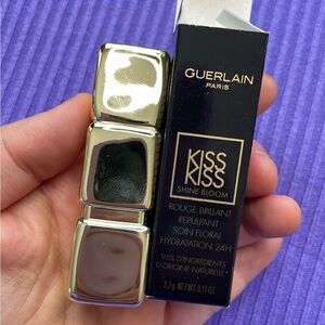 729 daisy red guerlain lipstick❤️‍🔥PRICE IS FIRM❤️‍🔥 Brand New never used 💕